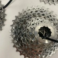 Lot De 4 Cassettes D'Occasion SRAM FORCE 22 PG 1170 11 Vitesses -VTT Soldes Magasin IMG 8003 scaled