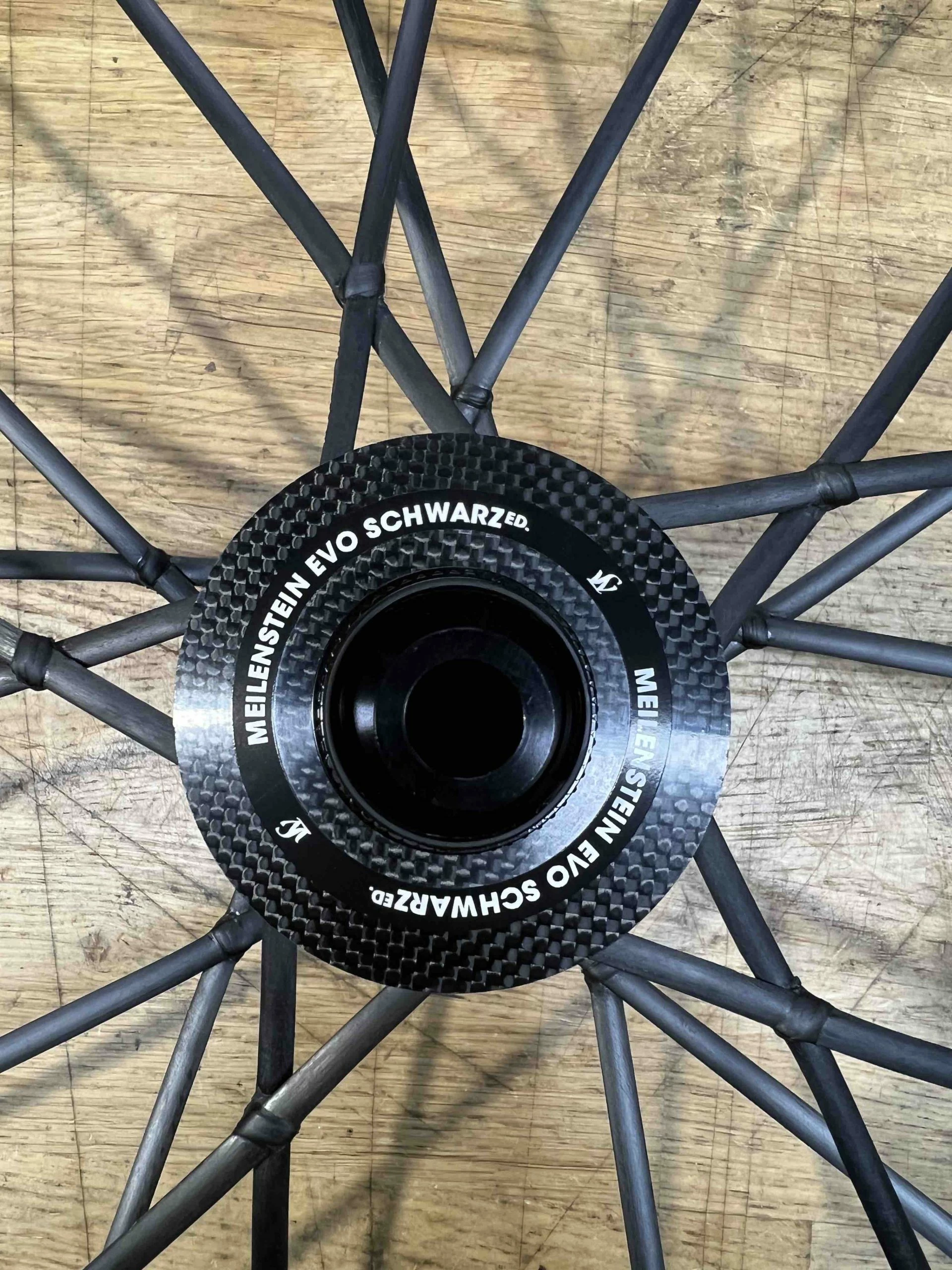 Roue Avant LIGHTWEIGHT MEILENSTEIN EVO D Disque Schwarz Edition 2 Roue Avant LIGHTWEIGHT MEILENSTEIN EVO D Disque Schwarz Edition – Image 2